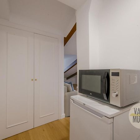 Fashion Design Loft En Calle Carretas-Sol Para 4Pax Madrid Exterior photo